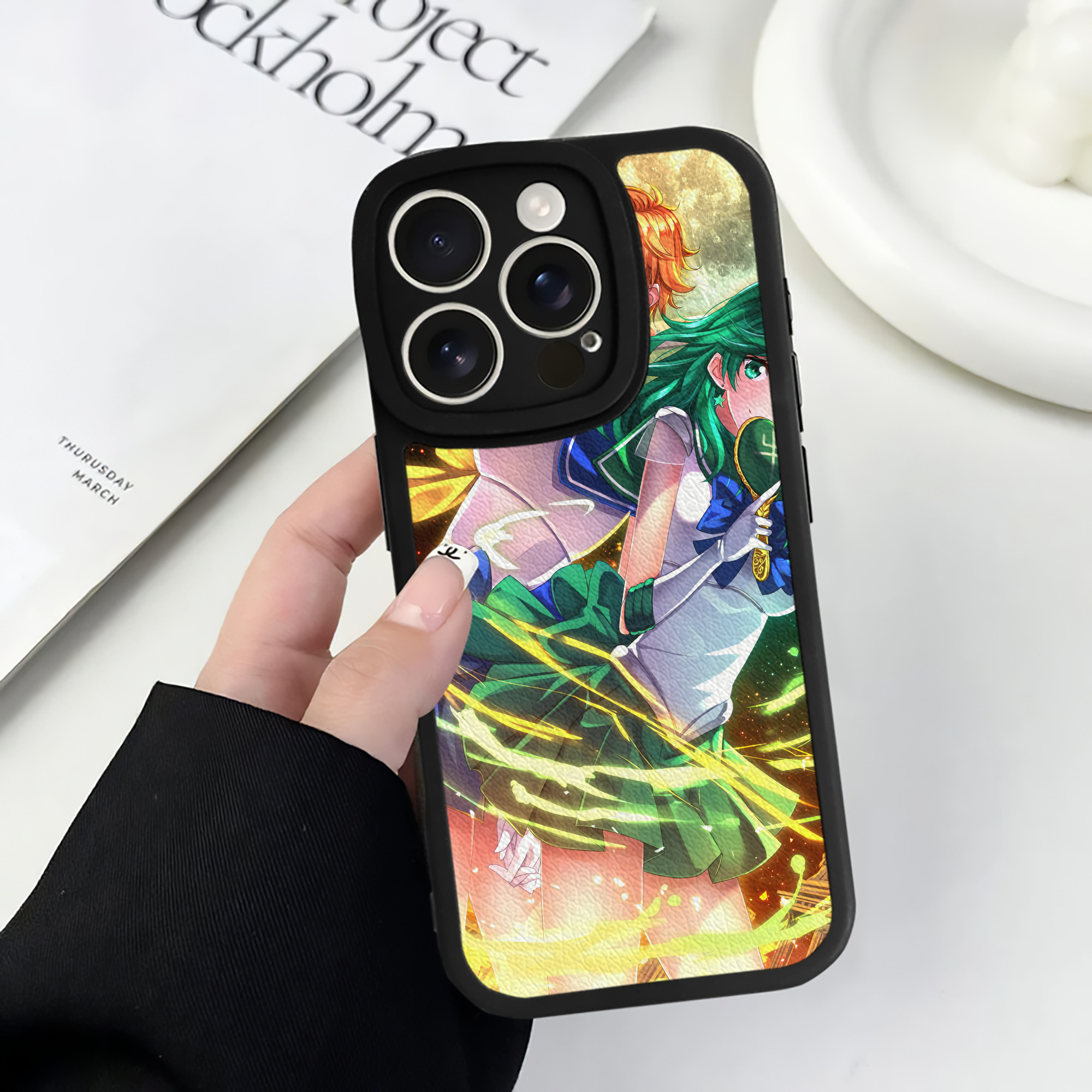 （画像用） 美少女戦士セーラームーン Sailor Moon 【iPhone 16シリーズ対応】シリコンスマホケース（レザー調） 材質：シリコン